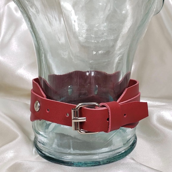Layer Leather Caged Frame O Burgundy Choker - Picture 8 of 8